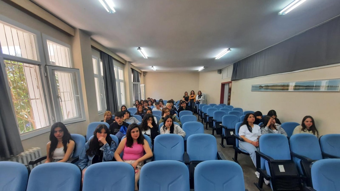 Dil Sınıflarının Çukurova Üniversitesi Gezisi